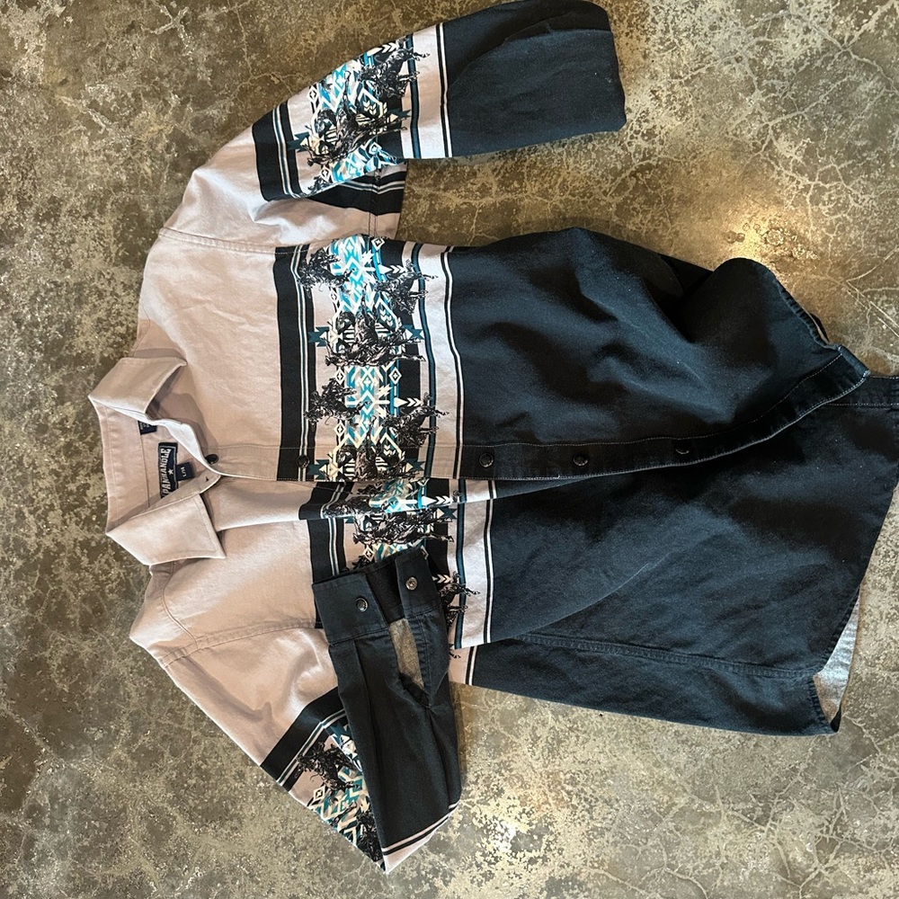 Panhandle Black and Gray Button-Up Shirt with Pattern